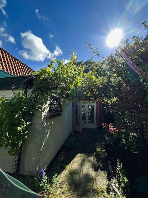 Onder De Kastanje! Villa Koedijk Buitenkant foto